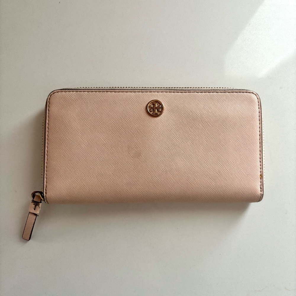Tory Burch Robinson Zip Continental Wallet Light Pink Nude Gold Hardware
